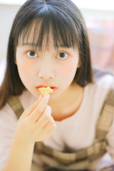热线女孩韩剧未删减中文